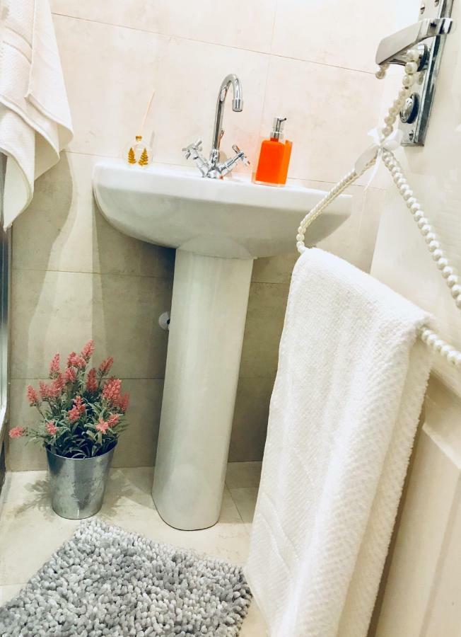 Modern Boutique Studio Apartment بورنماوث المظهر الخارجي الصورة